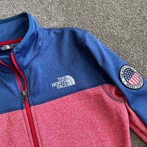 The North Face Never Stop Exploring Jacket